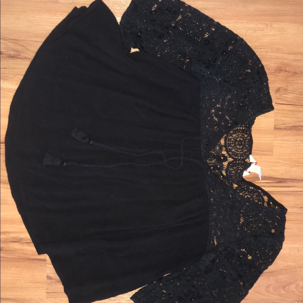 Black shirt